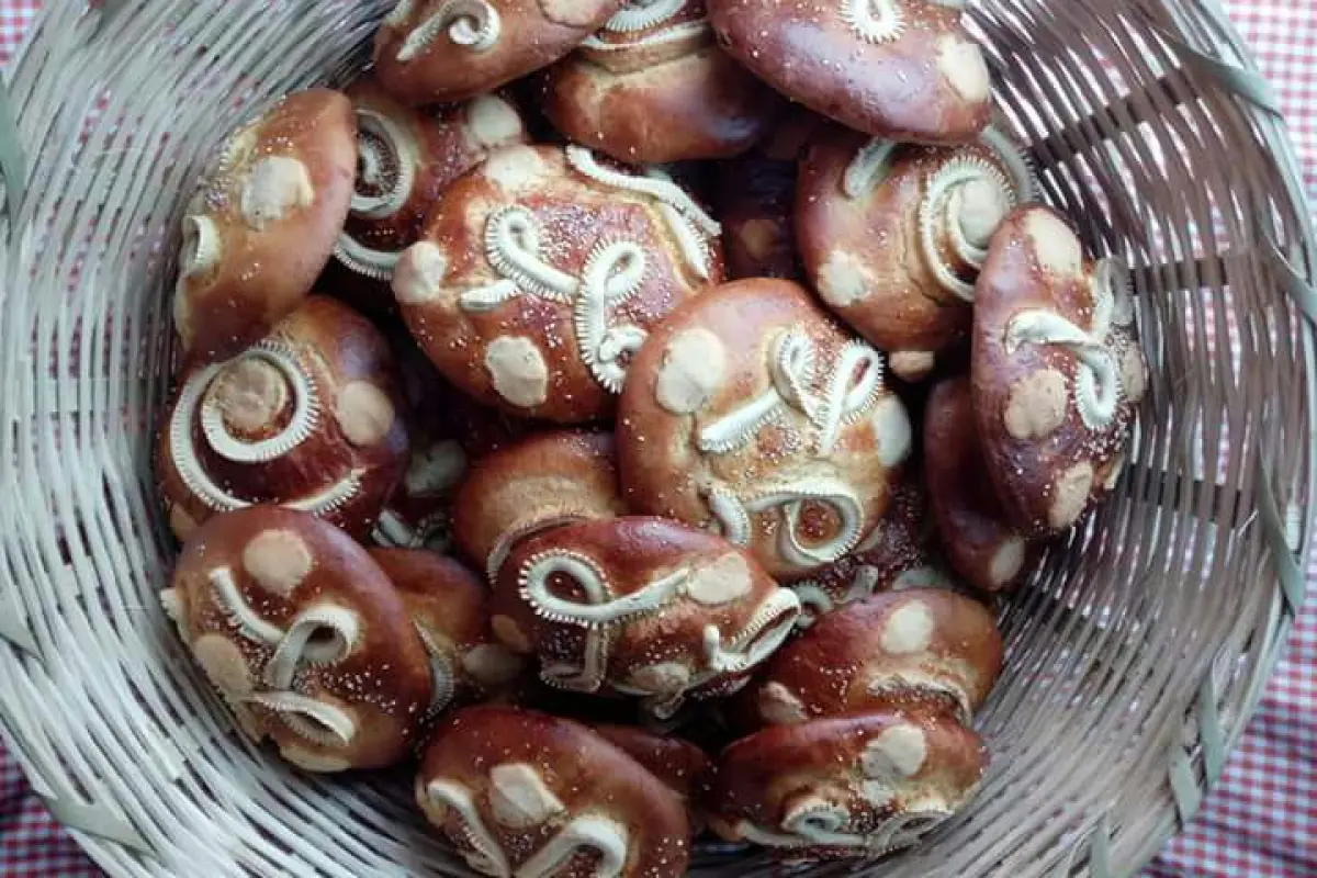 Pan de queso EU Emisoras Unidas Guatemala, 