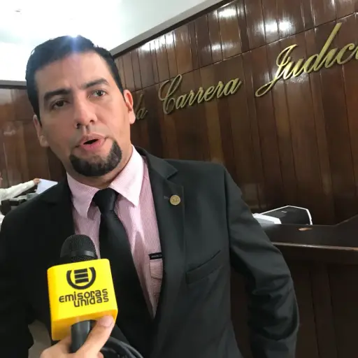 Presidente del Consejo de la Carrera Judicial, Carlos Guerra ,