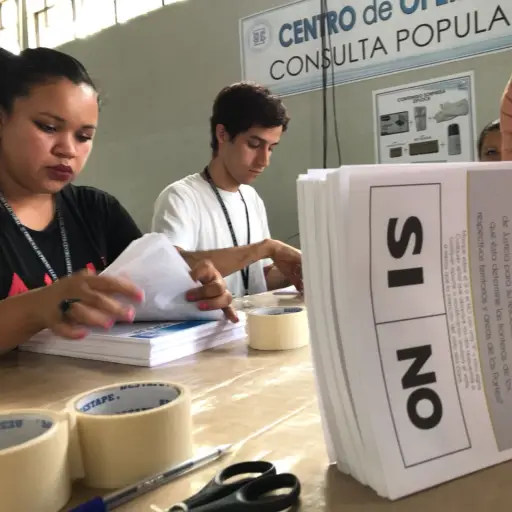 Consulta Popular EU Emisoras Unidas Guatemala ,