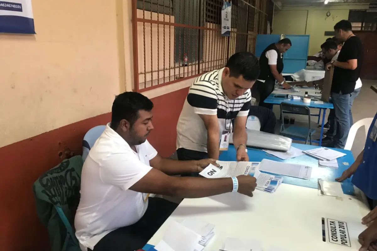 WhatsApp Image 2018-04-15 at 18.09.49, 