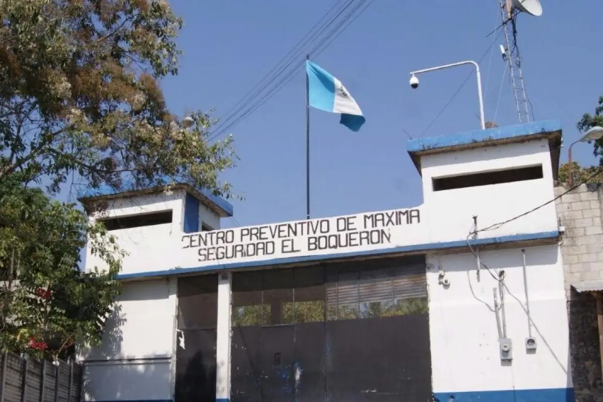 Requisa cárcel El boquerón, 