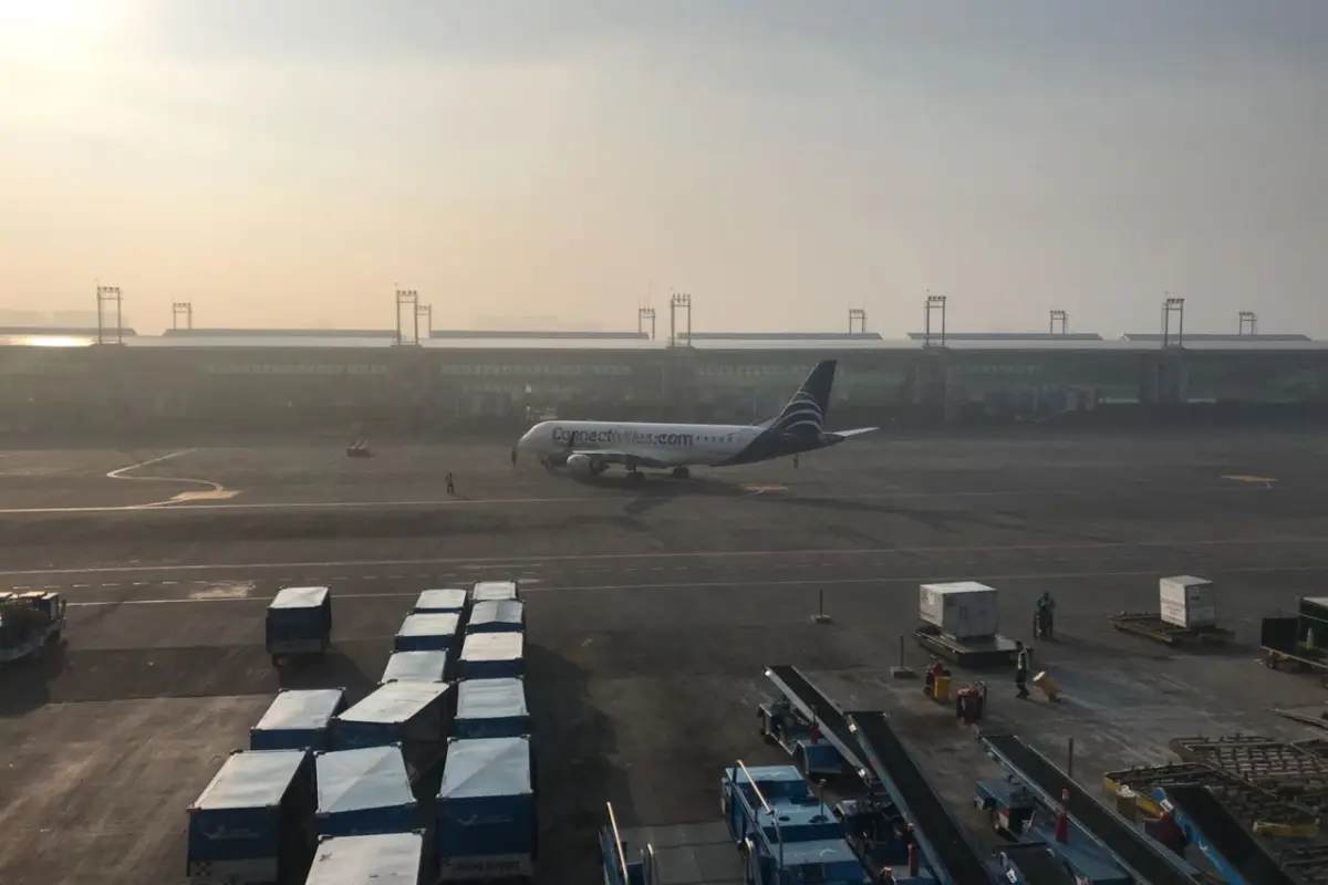 Aeropuerto La Aurora, 