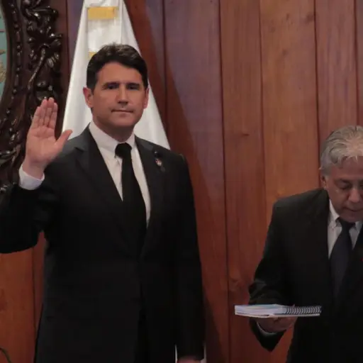 WhatsApp Image 2018-04-30 at 17.17.53 ,