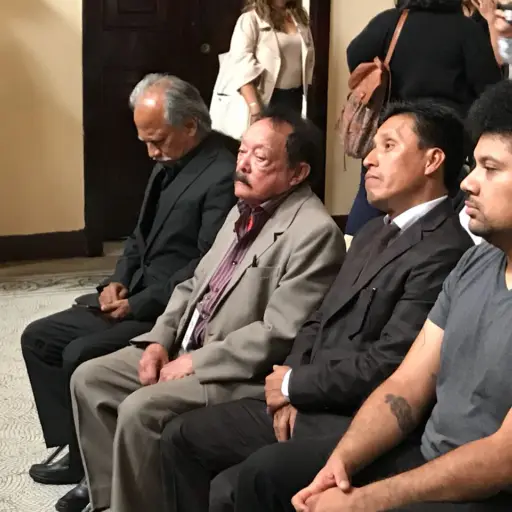 ece7b009-6e7f-4d44-9f79-43a438c79283 ,