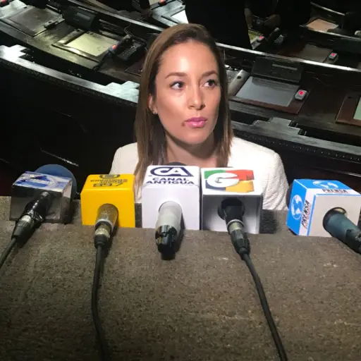 15cc6d06-c5bf-4f7f-aff5-c0246a541d64 ,