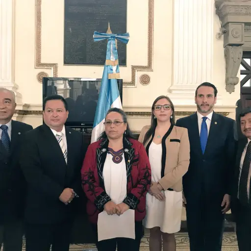 Frente Parlamentario por la Transparencia ,