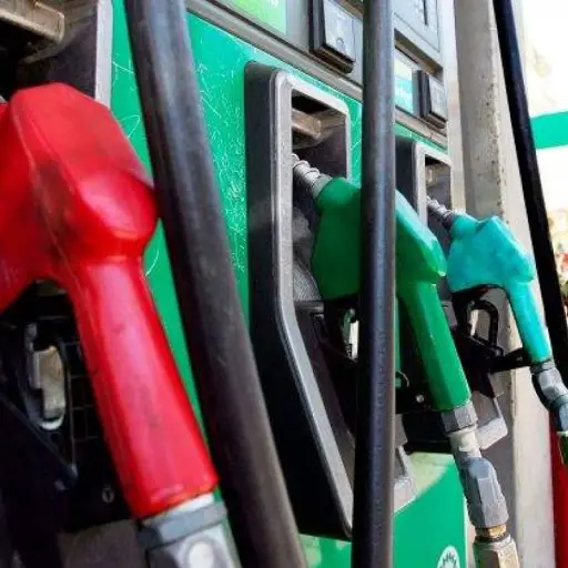 combustiblegasolinaefe-f5a3559fa753abffee39e3cc575c50d8-1200x800 ,