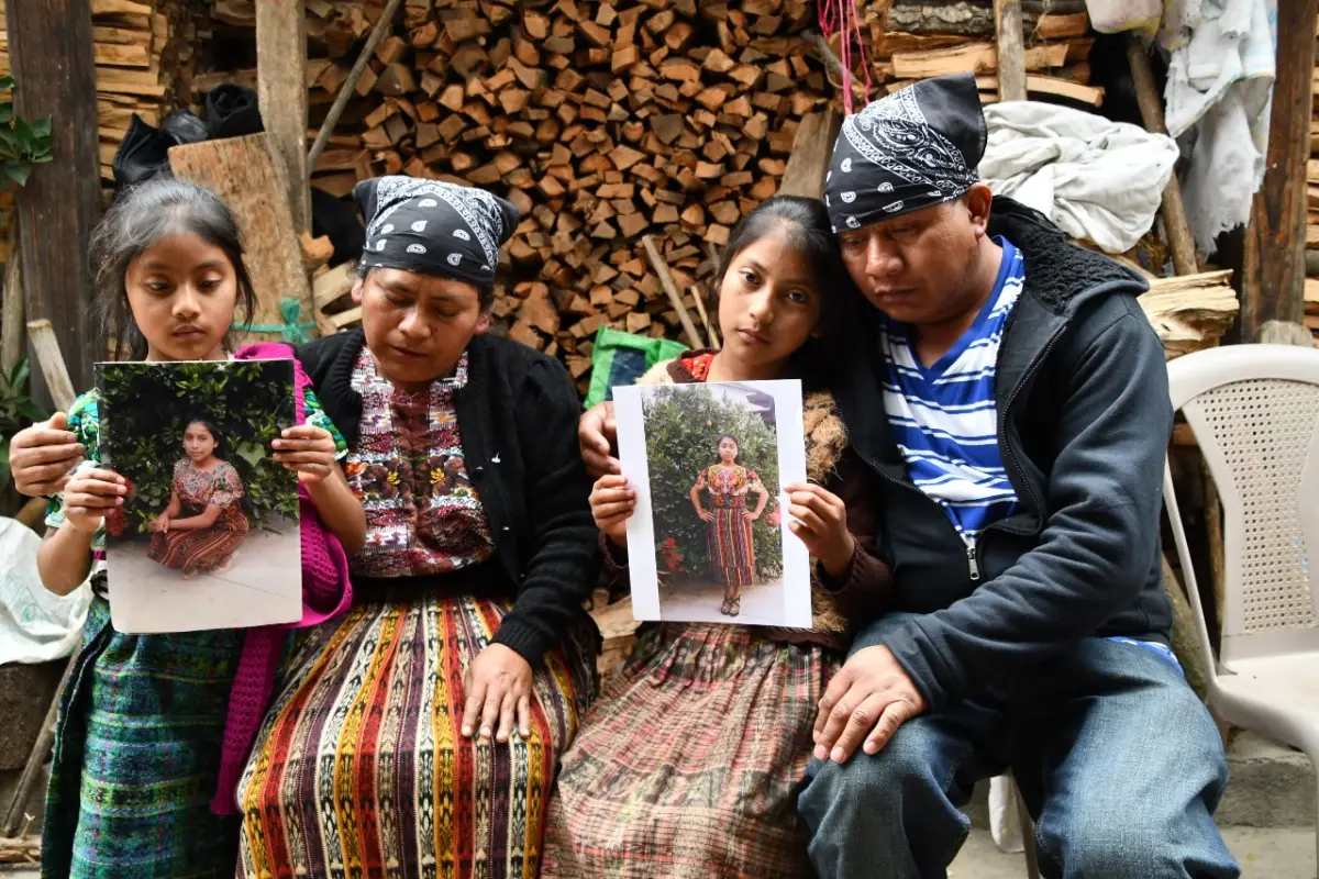 Familiares de Claudia Patricia Gómez González.