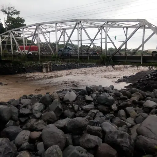 PUENTE CASTILLO ARMAS ,