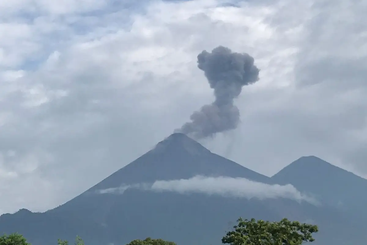 VOLCAN DE FUEGO HOY2, 