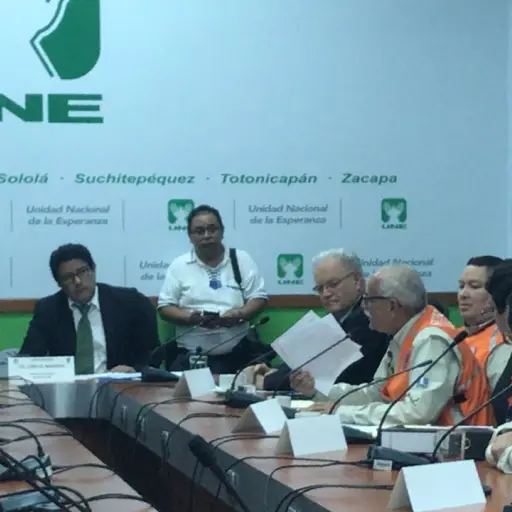 38a72e80-8fe9-445f-bd7d-f3d98014153a ,