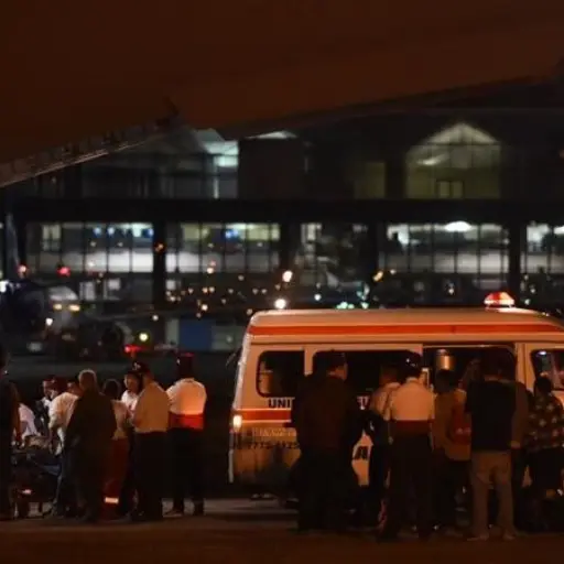 Aterrizan en estados unidos niños con quemaduras ,