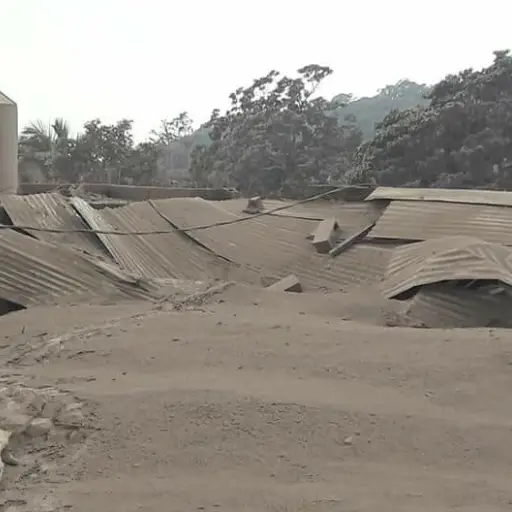 EMERGENCIA VOLCÁN3 ,