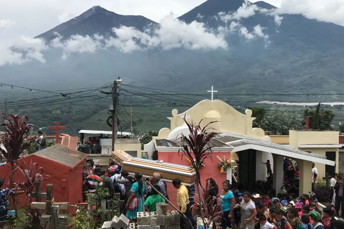 SEPELIO SAN JUAN ALOTENANGO5, 