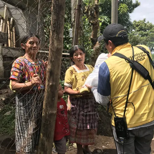 Entrega de Corazones Solidarios ,