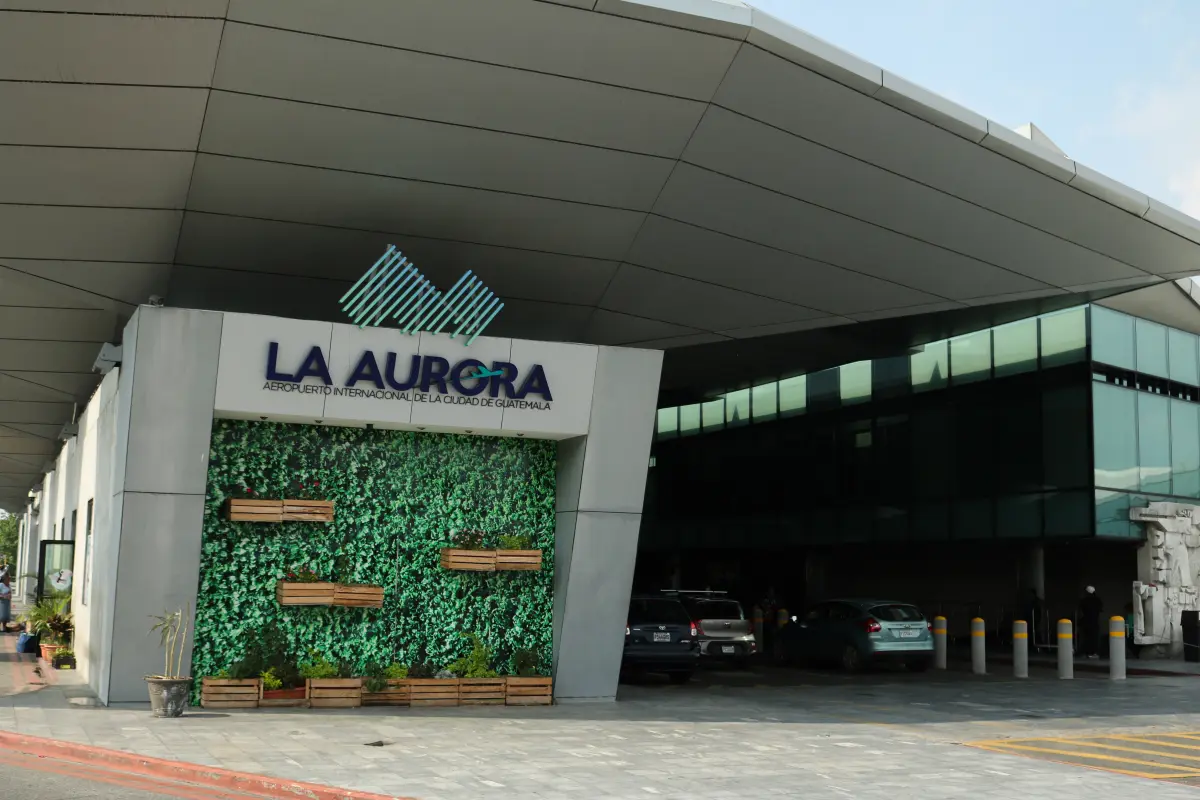 Aeropuerto La Aurora, 