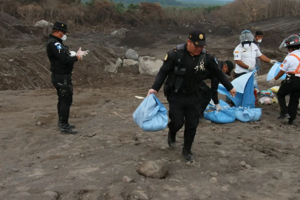 restos víctimas volcán de Fuego, 