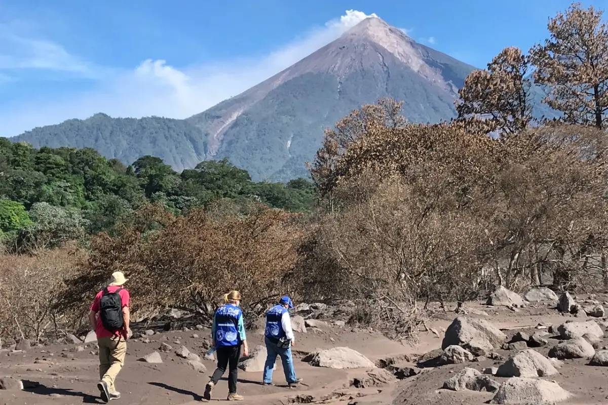 Volcan de fuego 2, 