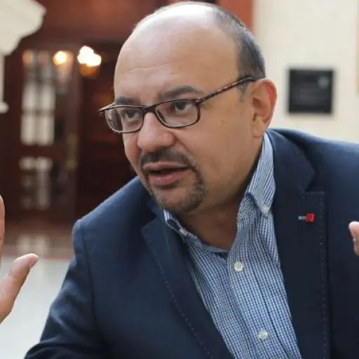 MAMFREDO MARROQUIN ,