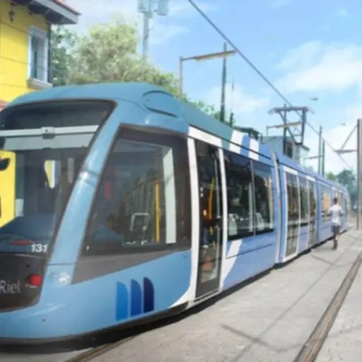 37173786_10156630064339662_8235358679205937152_n ,