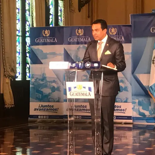 77f7c3b6-8017-43ae-a1b5-cb576bce6ae8 ,