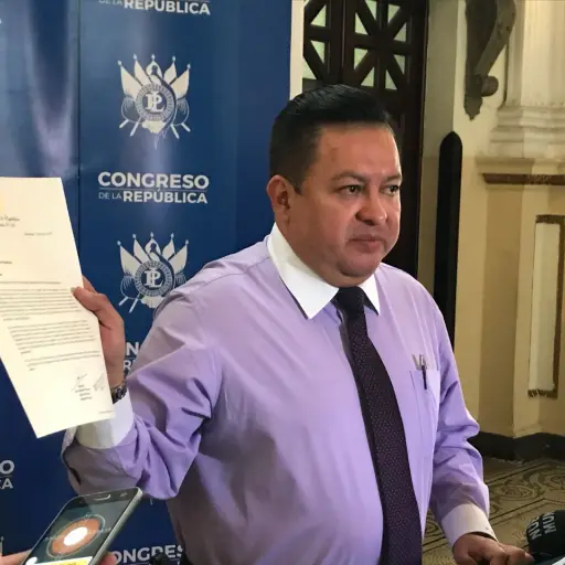 d236c411-21d8-448b-a1cb-b2df0edd366e ,