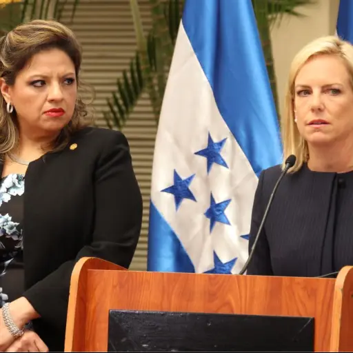 Palabras de la secretaria ,