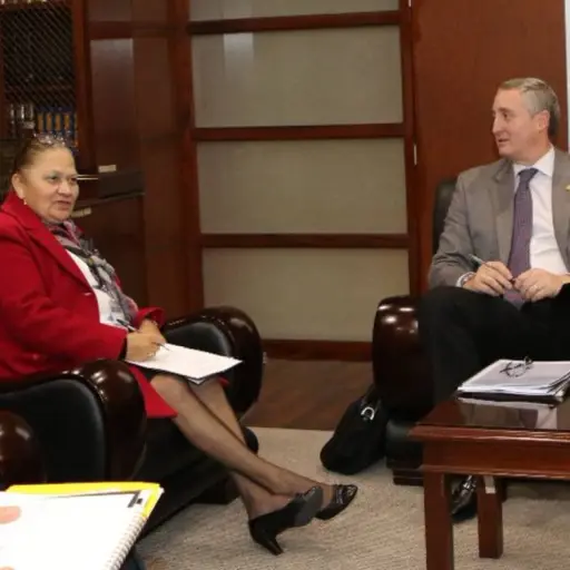 Reunión entre Porras y Degenhart ,