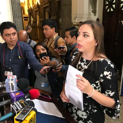 3d34bb6c-2aa2-4bd2-9c16-6d498c608425 (1) ,