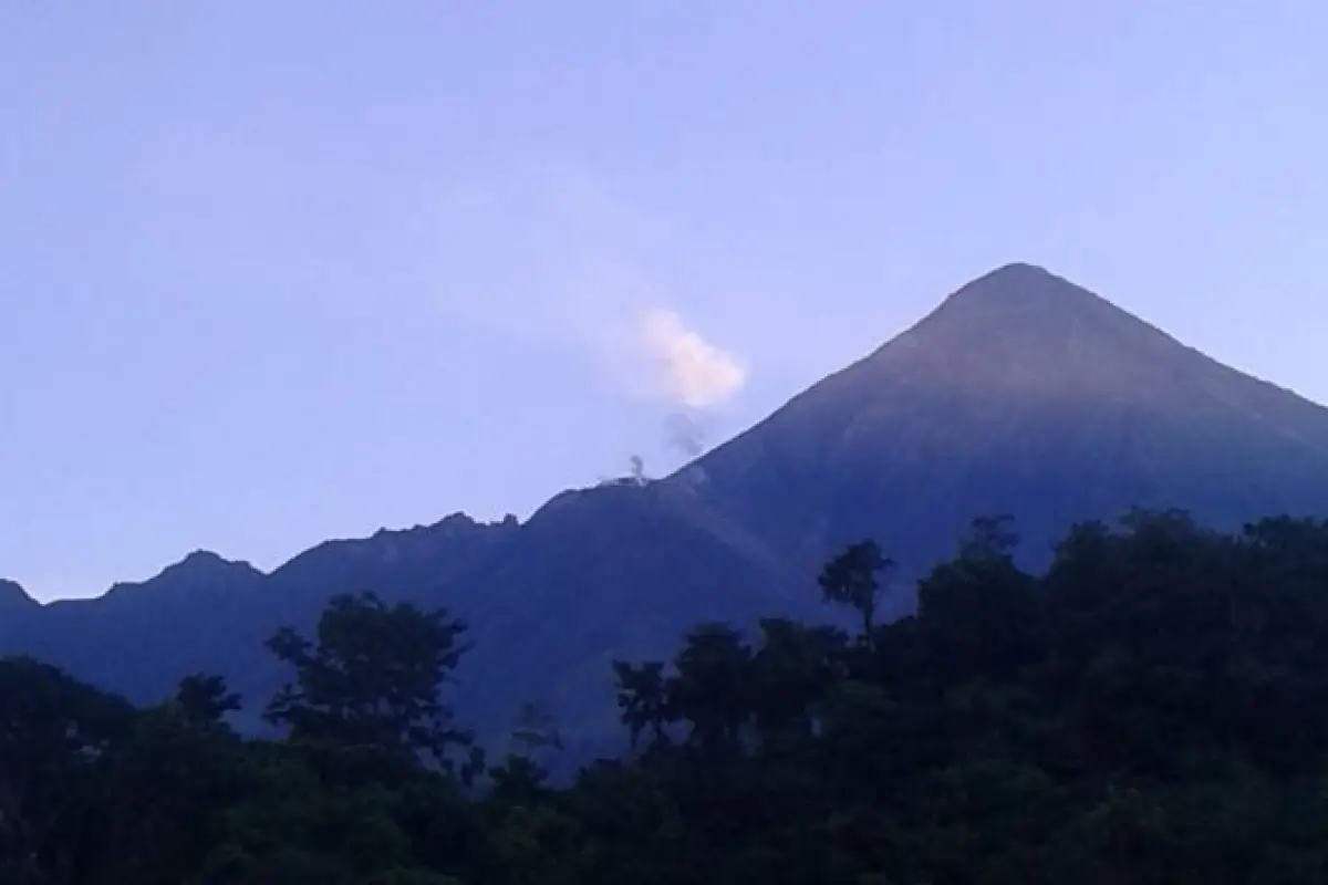 Volcan de Fuego 1, 