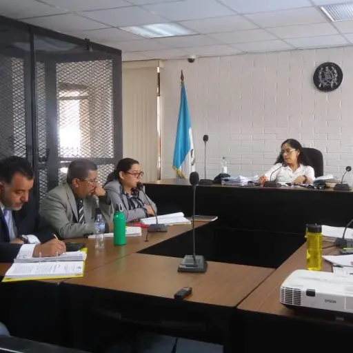 c75cc458-0906-4d5a-998f-2dd045823425 ,