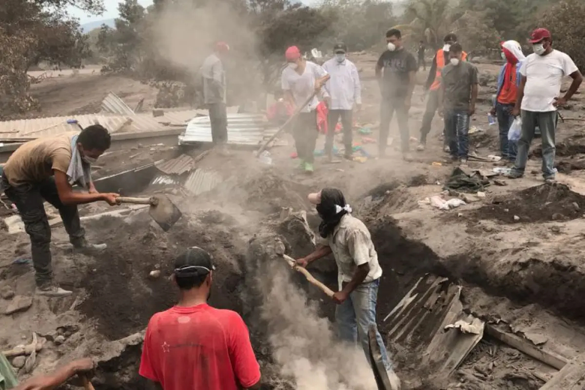 Volcán de Fuego Emisoras Unidas Guatemala, 