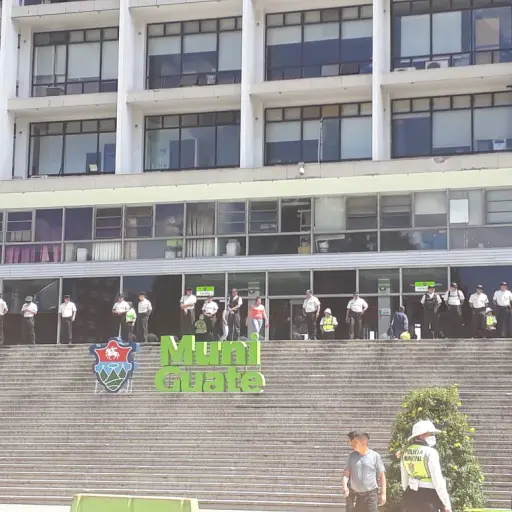 96aad23f-571e-494f-8614-8c1c7c44e45a ,