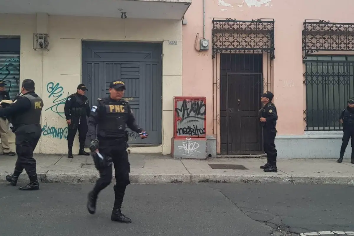 Buscan banda dedicada al traslado de dólares y droga a Colombia, 