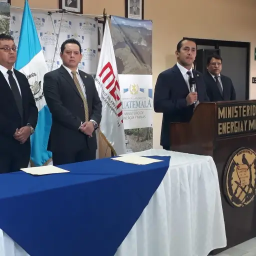 449f5c5d-77ee-47a6-9080-5c4b3bba0e14 ,