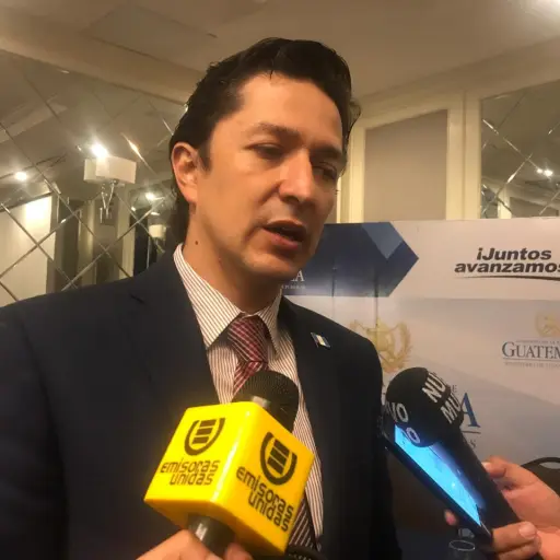 9f6052c6-fd3e-4828-a7fe-3653eb27f520 ,