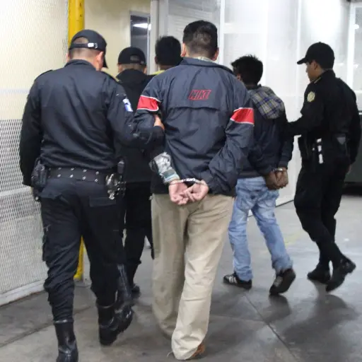 Detenidos en zona 1 ,