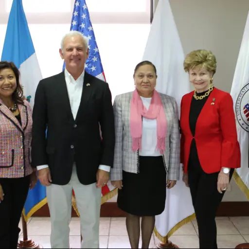 7932e87e-9019-416b-9b74-ff0bcc73efe0 ,