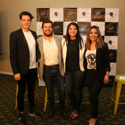 Autoridades de  la agencia de Publicidad Comercial MullenLowe. ,