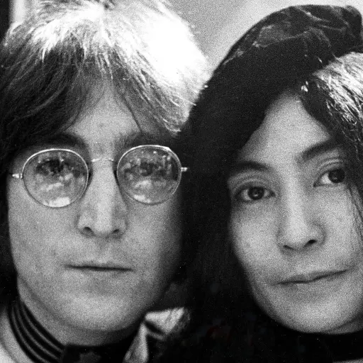 Mandatory Credit: Photo by REX/Shutterstock (35331d)JOHN LENNON AND YOKO ONOJOHN LENNON AND YOKO ONO - 1971