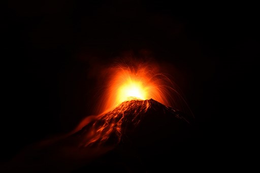 Miles de evacuados y miedo por nueva erupción del volcán de Fuego en Guatemala | 