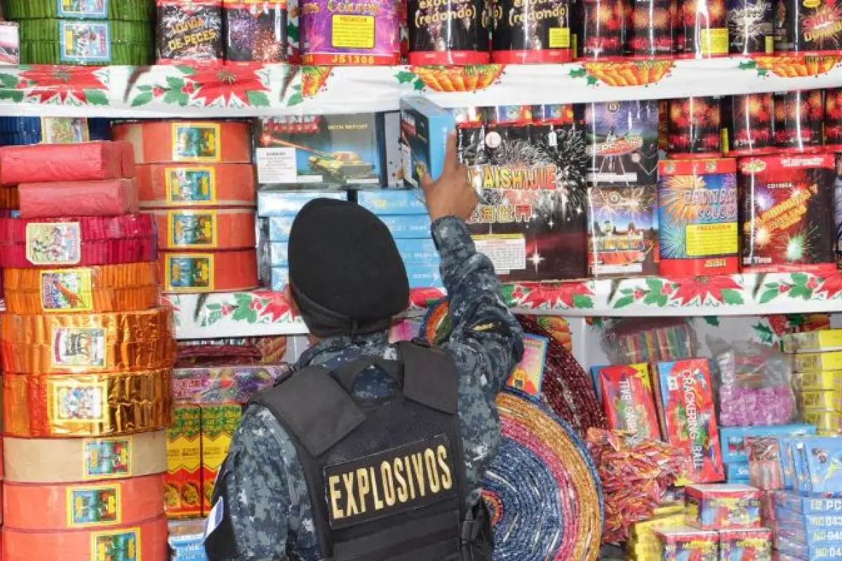 Las autoridades realizarán verificaciones para evitar juegos pirotécnicos que causen peligro., Archivo.