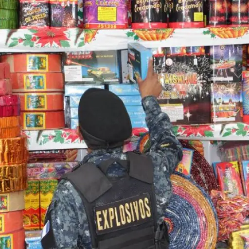 Las autoridades realizarán verificaciones para evitar juegos pirotécnicos que causen peligro. ,Archivo.