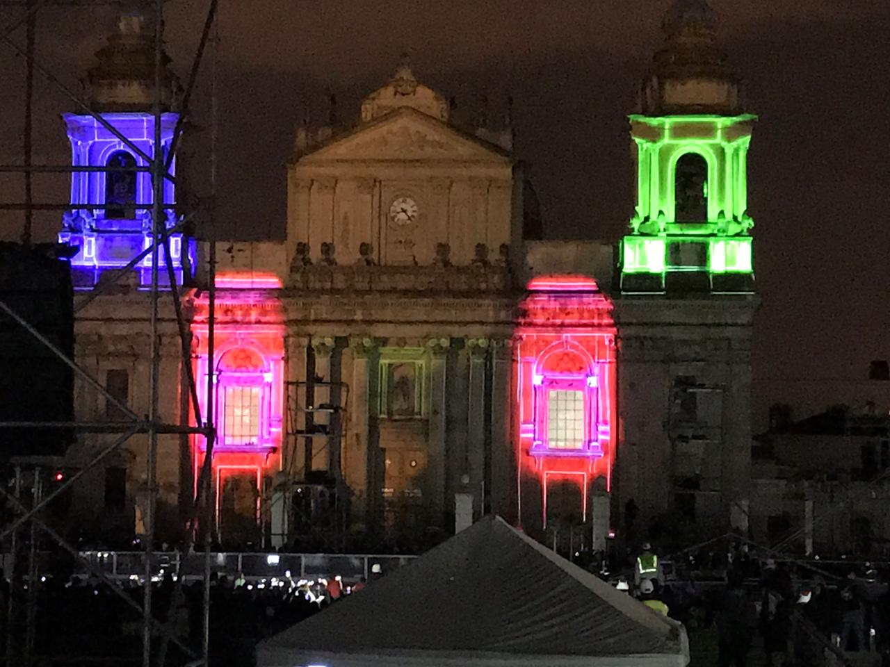 Mapping en Catedral Metropolitana. Vía Oscar Canel y Herlindo Zet (9) | 