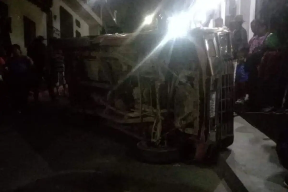 Sololá vehículo mercadería fuga, 