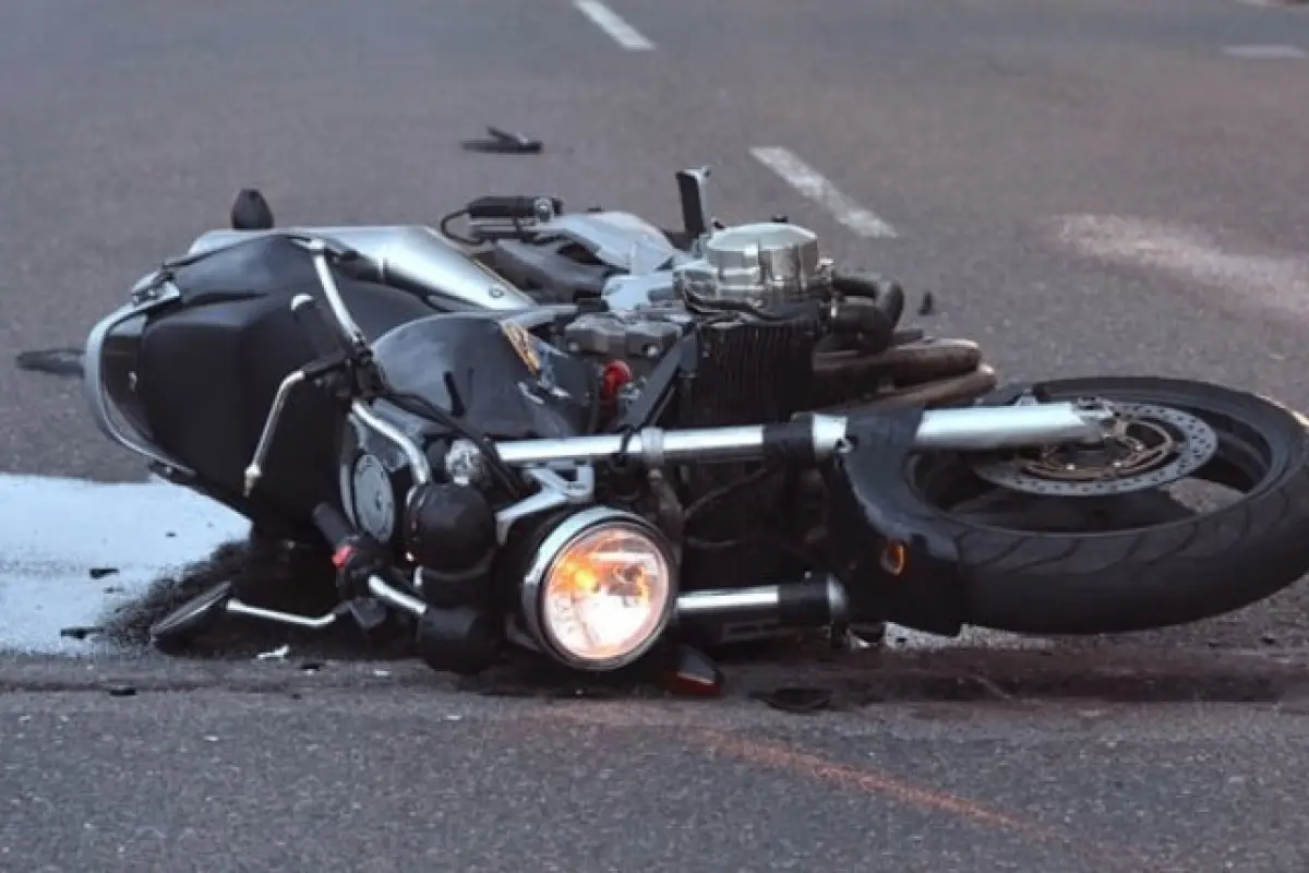 imagen-de-archivo-de-un-accidente-de-moto, 