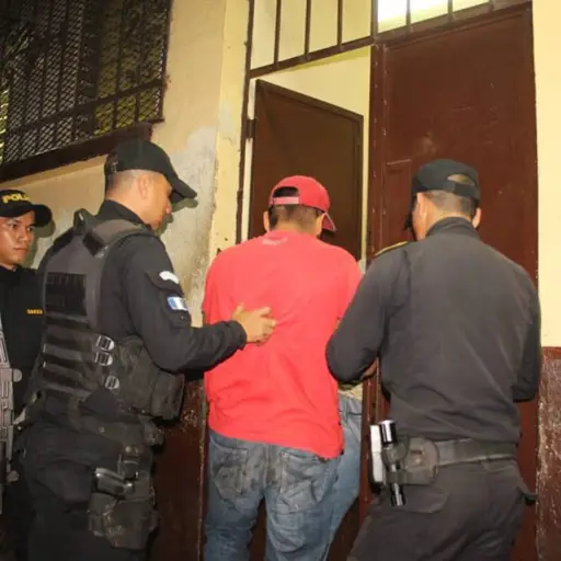 48428103_2145650522123387_749080744969633792_n ,