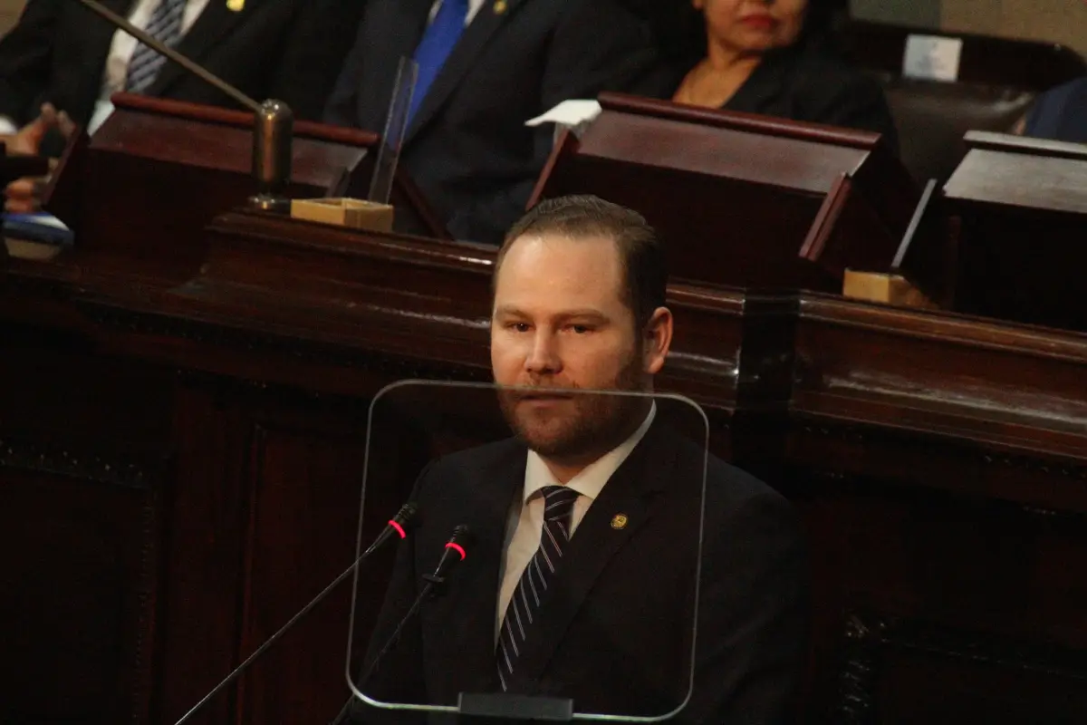 Álvaro Arzú Escobar, presidente del Congreso, durante toma de posesión de junta directiva 2019-2020. Foto Gerardo Rafael 