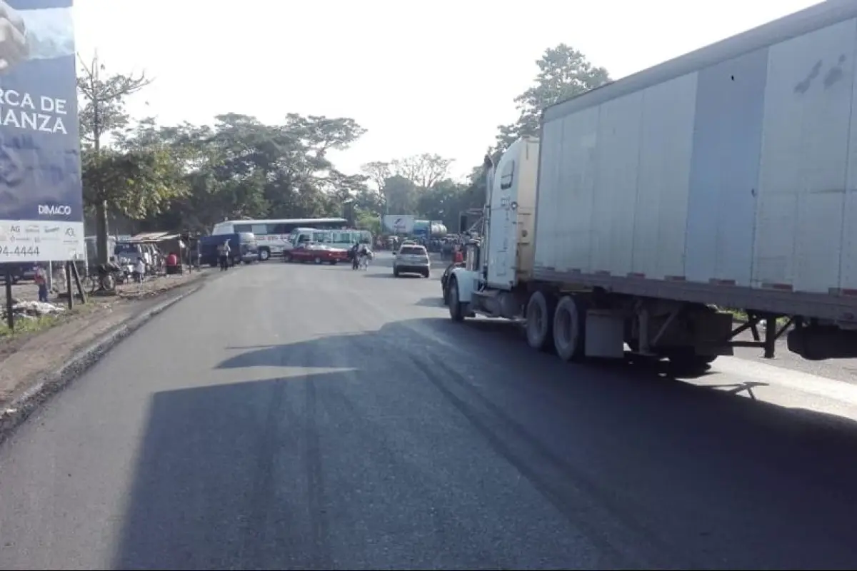 San Marcos pobladores bloquean kilómetro 247, 