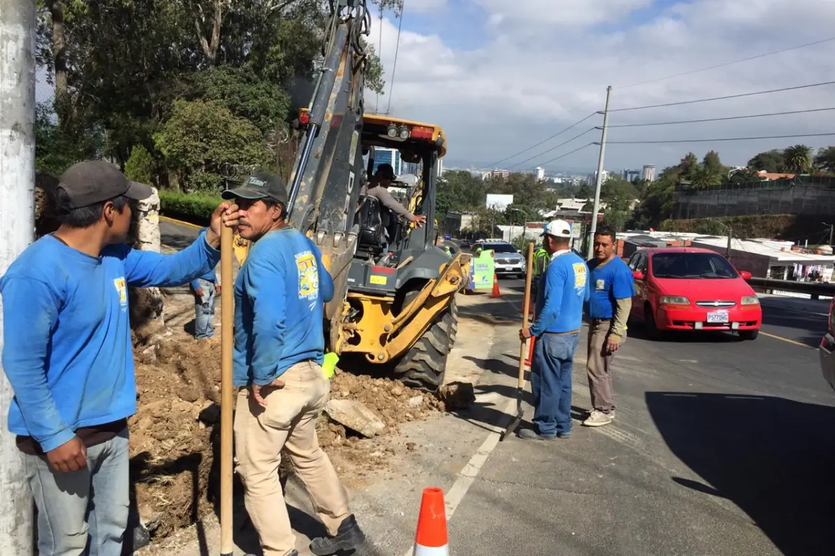 Trabajos de mejoramiento vial 3, 